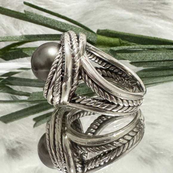 David Yurman Tahitian Pearl Diamond Crossover Ring - Picture 5 of 13